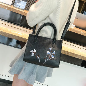 Woman Tote Casual Bags Crossbody Bag Embroidered Leather Handbag Shoulder Bag